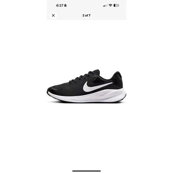 NWT Nike Women’s Revolution 7 Sneaker Black White Size 6.5 Lightweight Running - Picture 2 of 6